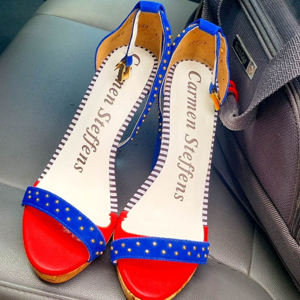 Carmen Steffens heels